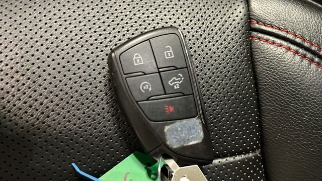 Used 2022 Onyx Black GMC Elevation image 19
