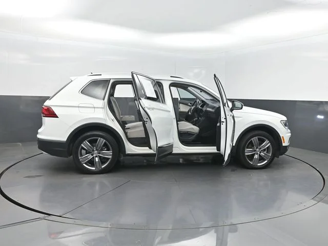 Used 2021 White Volkswagen 2.0T SEL image 37