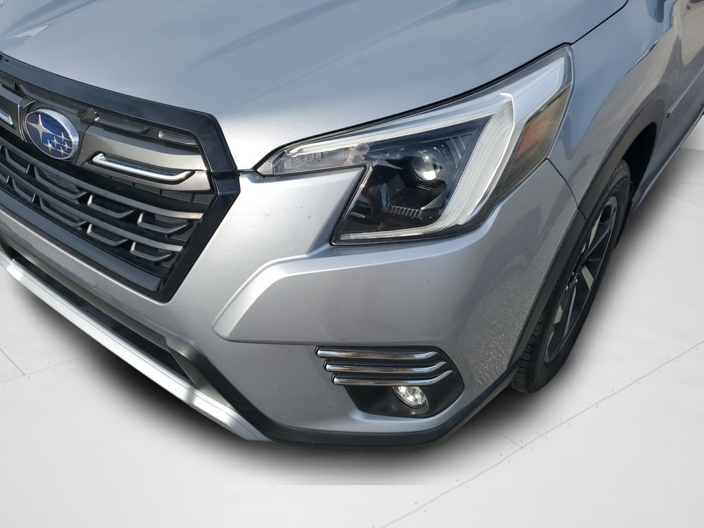 Used 2022 Silver Subaru Touring image 25