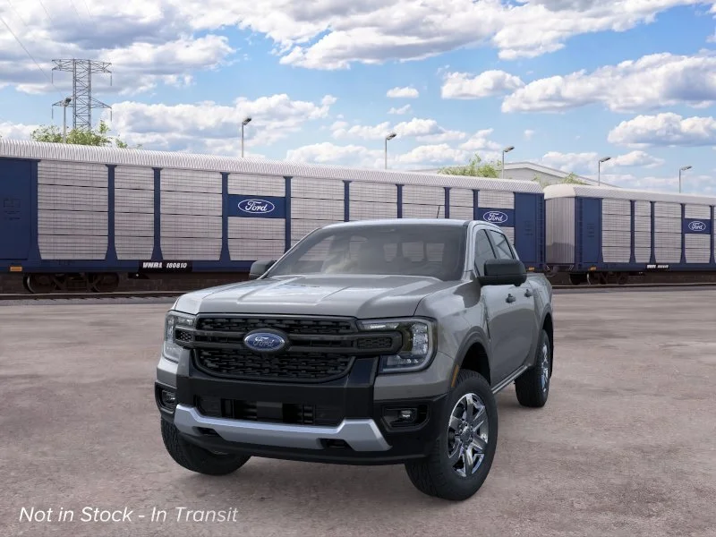 New 2026 Carbonized Gray Metallic Ford XLT image 3