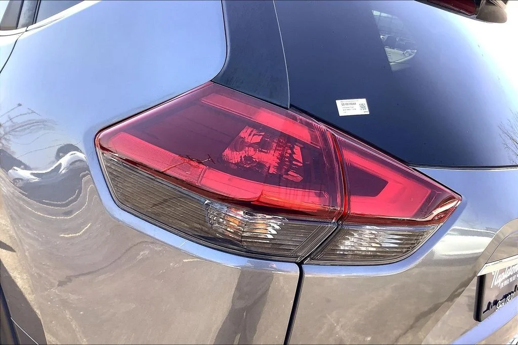 Used 2020 Gray Nissan SV image 30