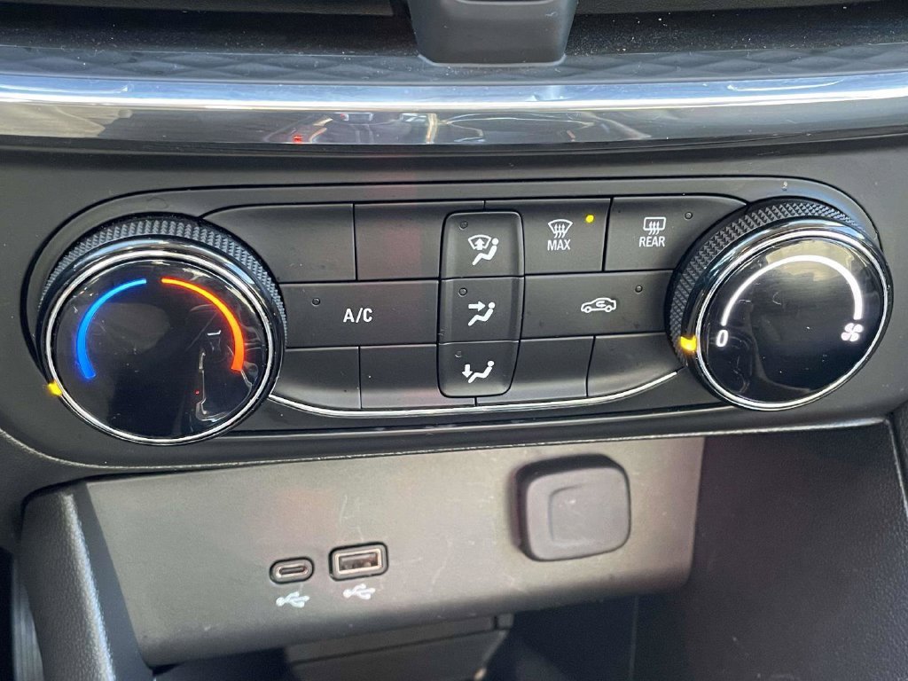 2025 Buick Encore GX Preferred - Photo 25