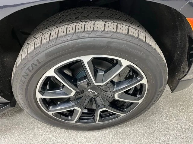 Used 2024 Gray Chevrolet RST image 17