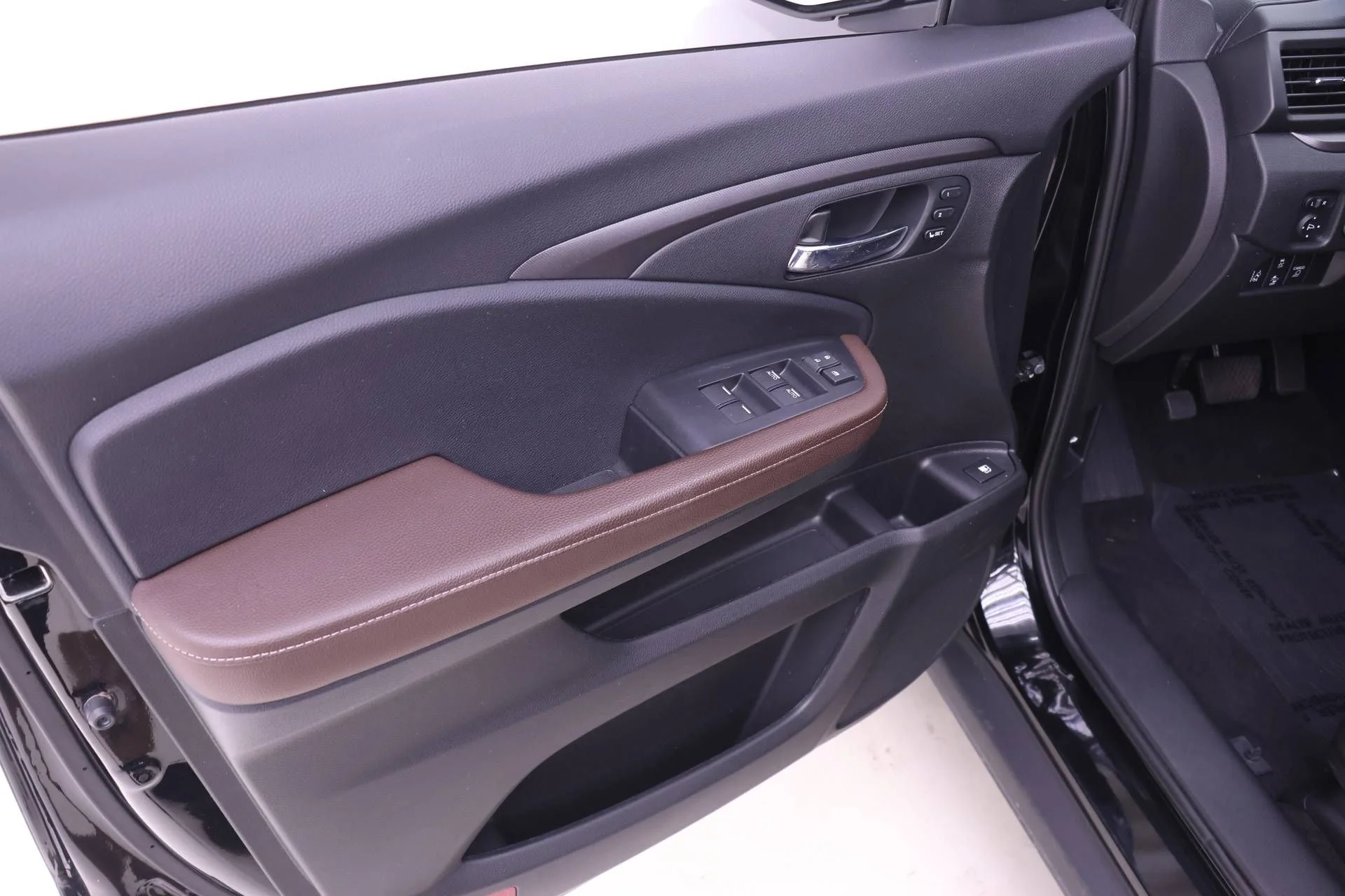2024 Honda Ridgeline RTL - Photo 9