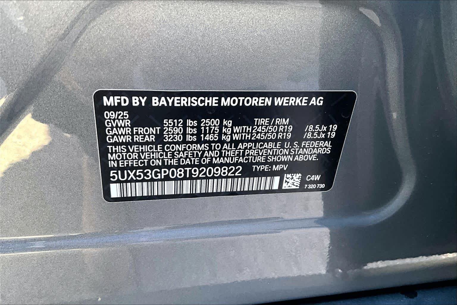 Used 2026 Skyscraper Grey Metallic BMW 30 xDrive image 18