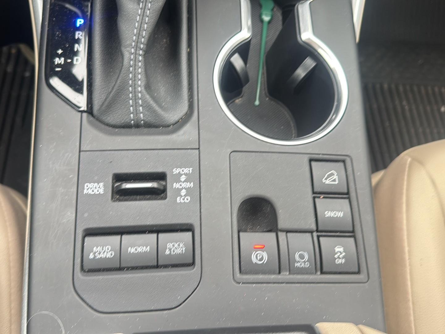 Used 2024 Wind Chill Pearl Toyota XLE image 22