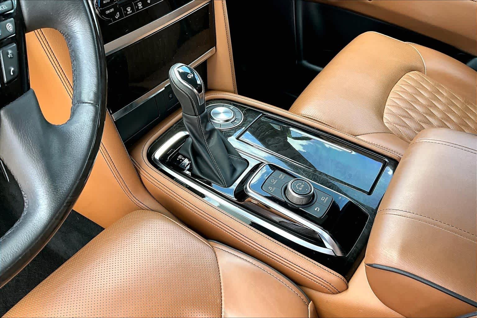Used 2023 Champagne Quartz INFINITI SENSORY image 17