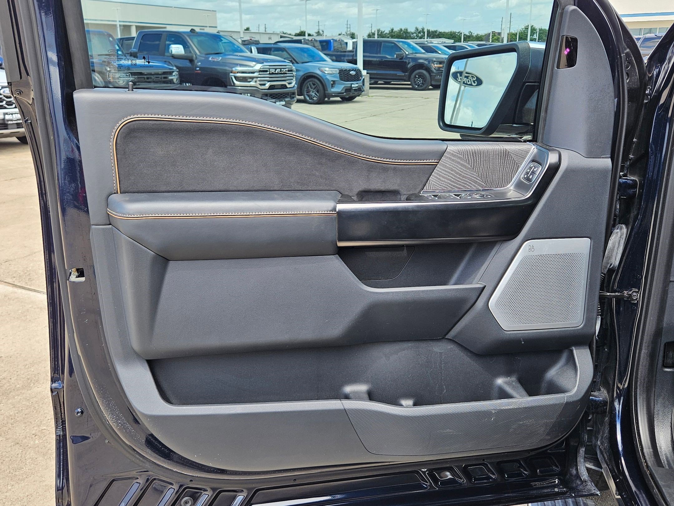 Used 2023 Blue Ford Platinum image 11