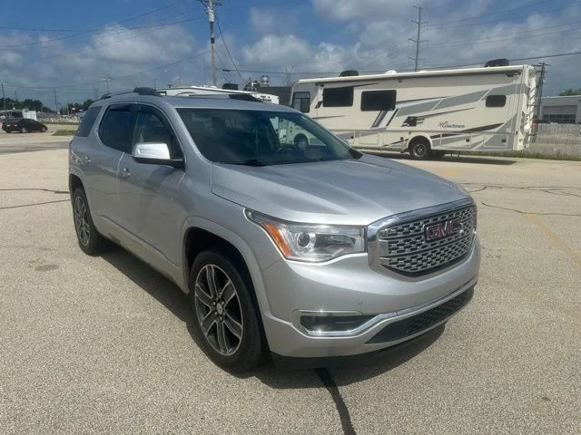 Used 2019 Quicksilver Metallic GMC Denali image 5