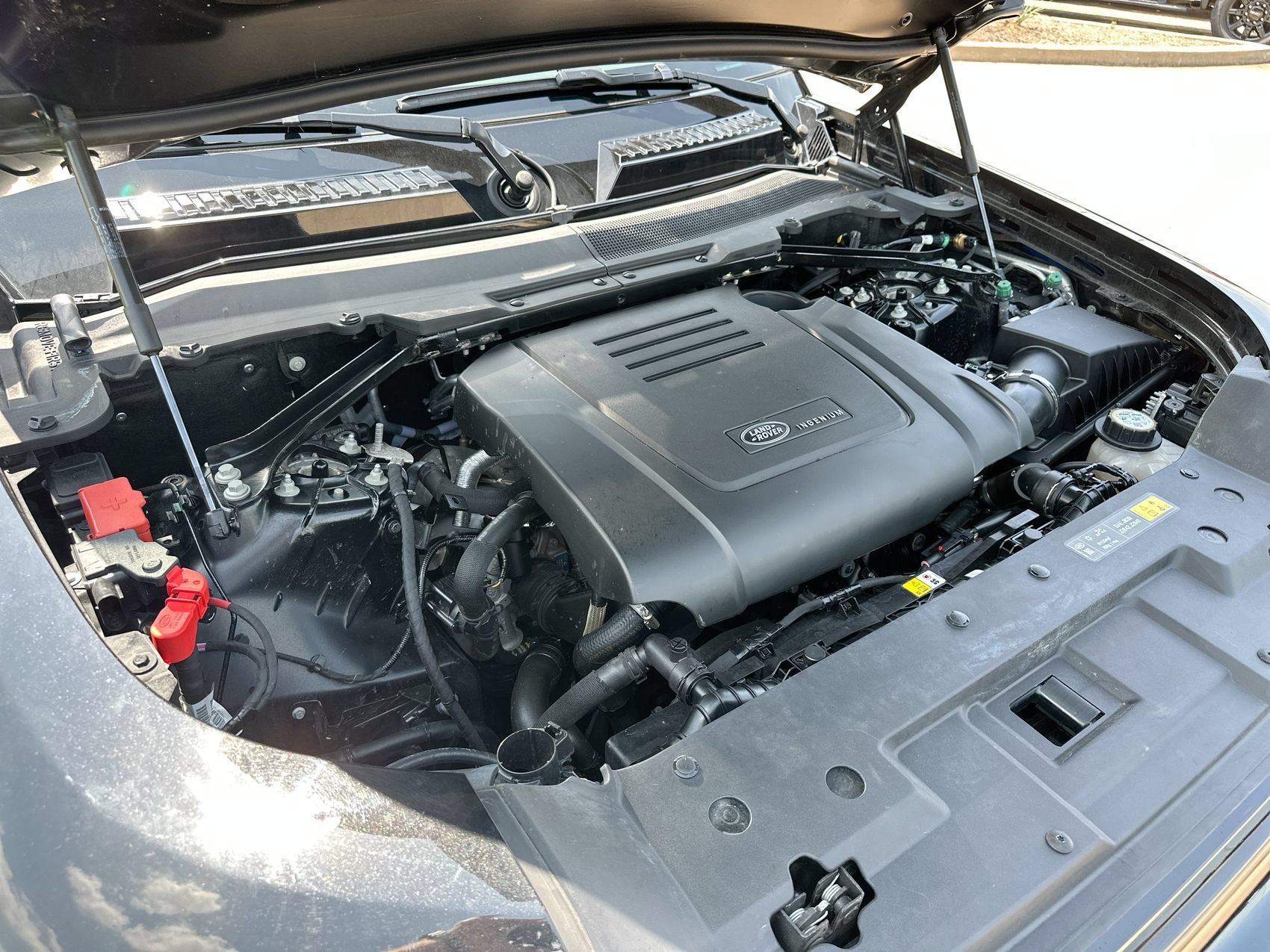 Used 2025 Black Land Rover S image 27