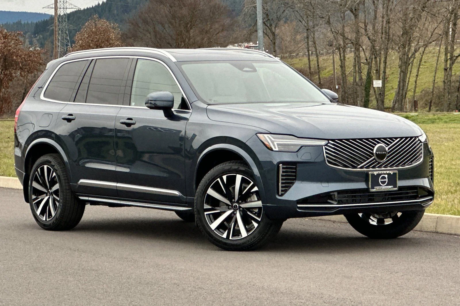 2026 Volvo XC90 B5 Core Bright 4WD's photo