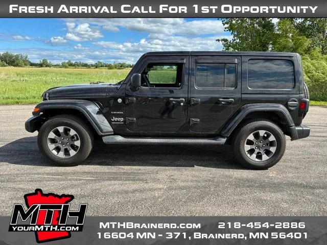 Certified Used 2023 Black Jeep Sahara image 5