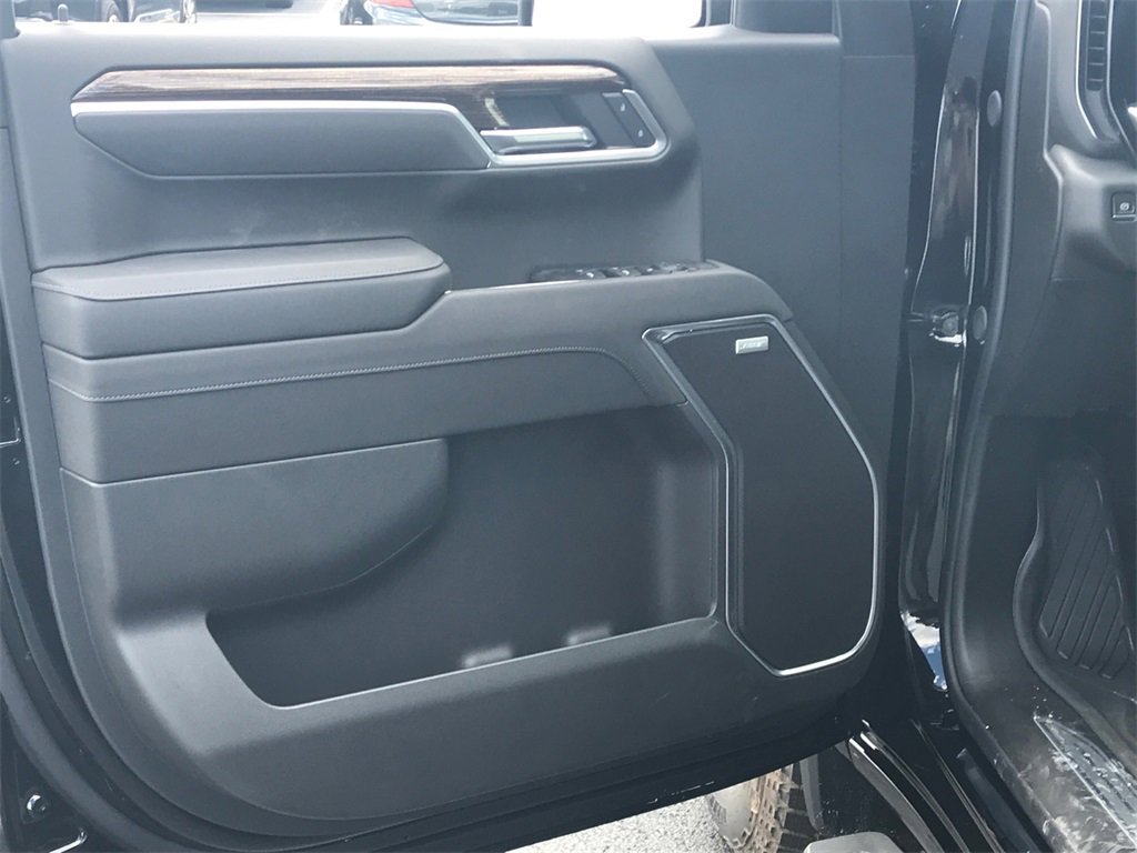 2026 GMC SIERRA - Image 13