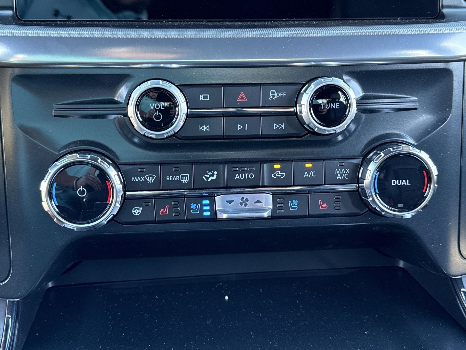 2025 Ford F-150 Lariat - Photo 8