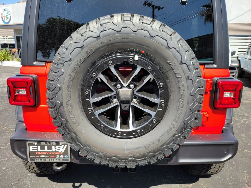 New 2026 Firecracker Red Clear-Coat Exterior Paint Jeep Willys image 20