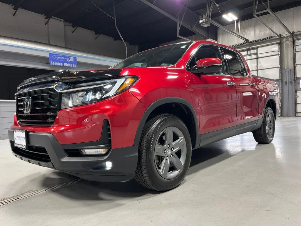 Certified Used 2022 Radiant Red Metallic II Honda RTL-E image 3