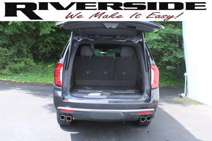 Certified Used 2023 Titanium Rush Metallic GMC Denali image 18