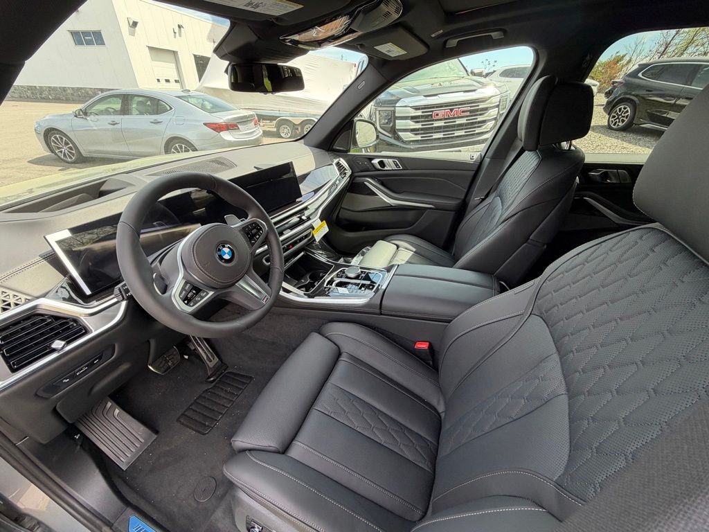 New 2026 Skyscraper Grey Metallic BMW xDrive40i image 5