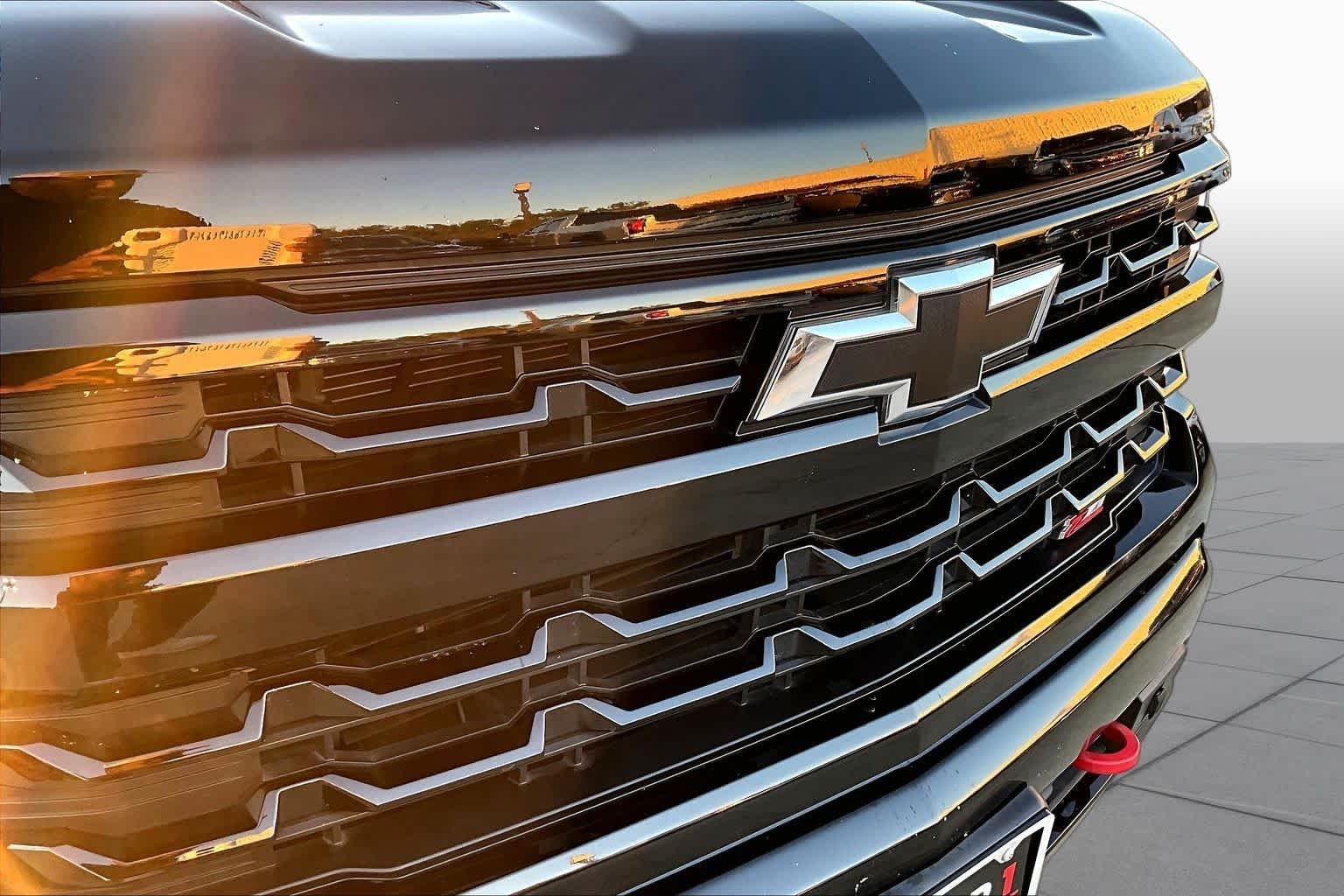 Used 2022 Black Chevrolet LT Trail Boss image 30