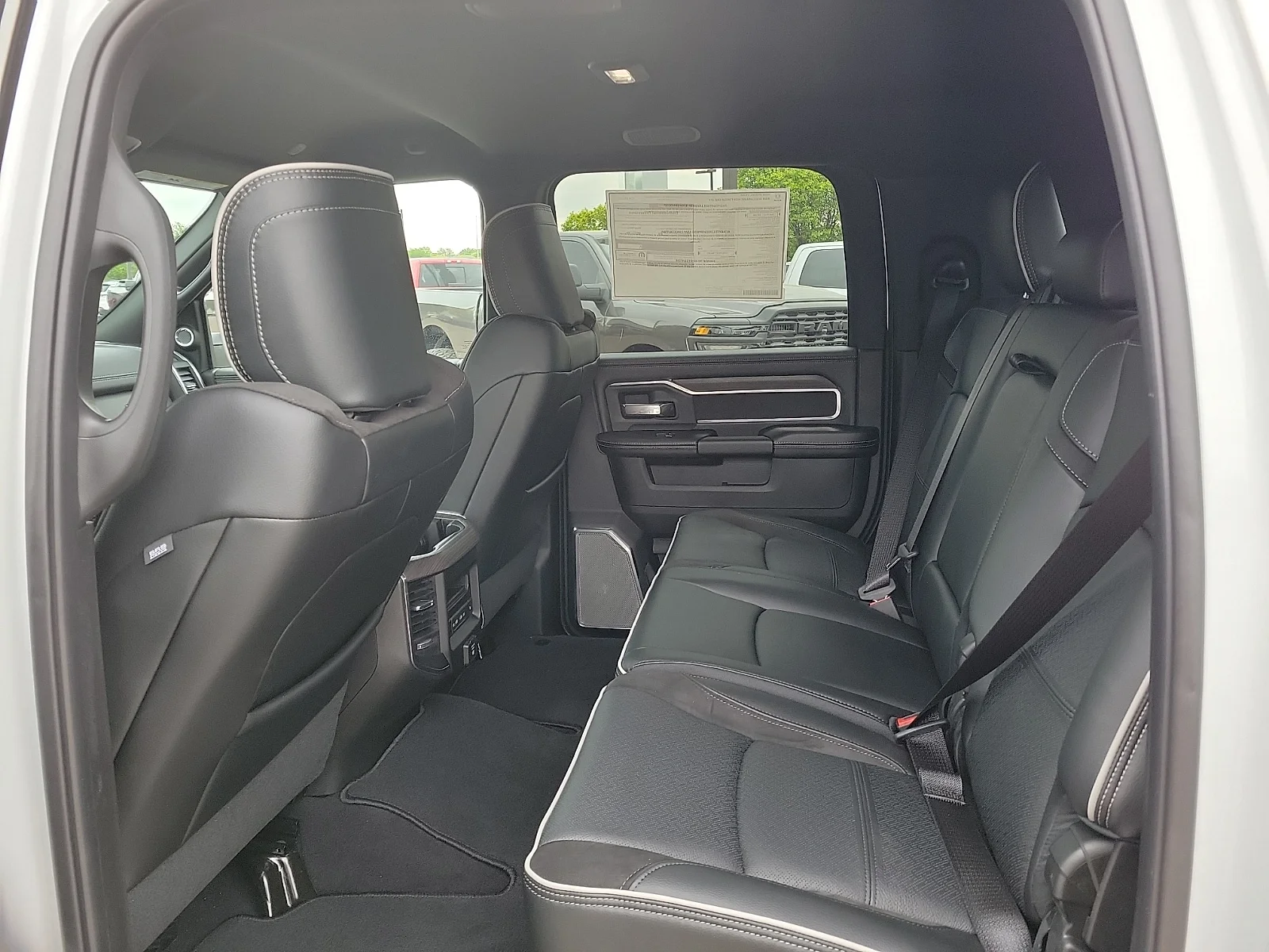 New 2026 PW7 Bright Whit Ram LARAMIE MEGA CAB 4X4 6