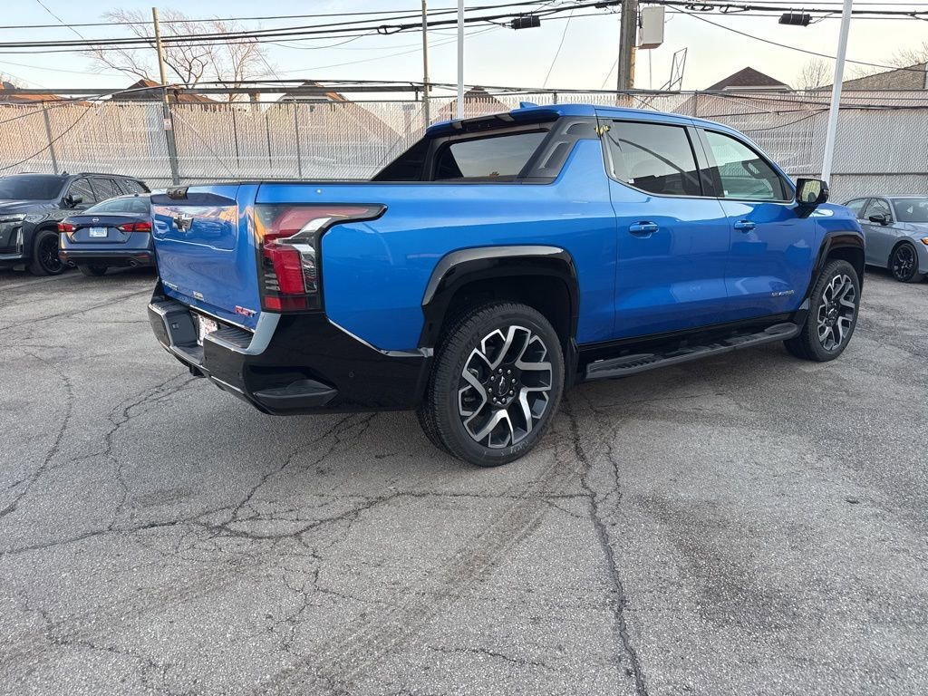 2025 Chevrolet Silverado EV RST - Photo 6