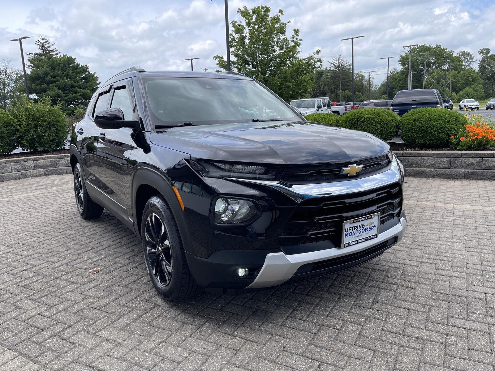 Used 2022 Mosaic Black Metallic Chevrolet LT image 7