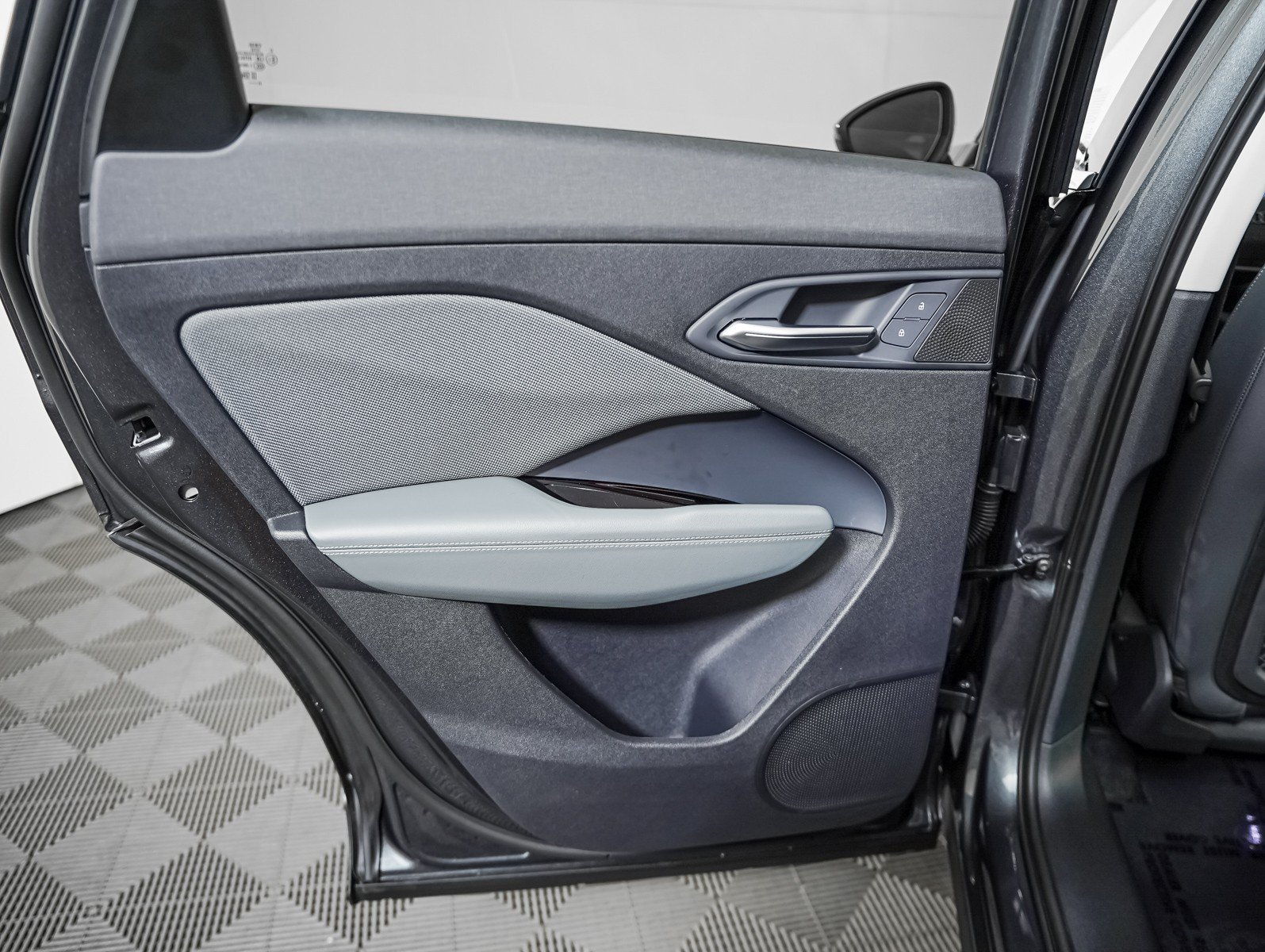 Used 2026 Daytona Gray Pearl Effect Audi S line image 21