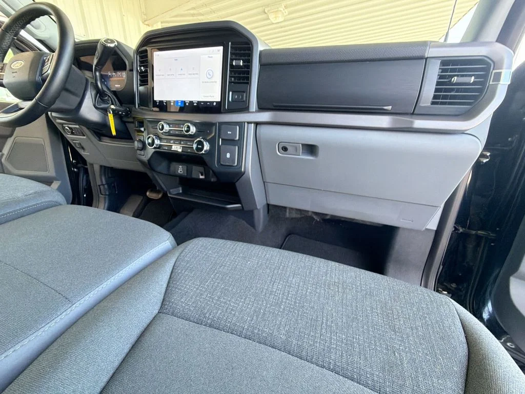 2025 Ford F-150 XLT - Photo 32