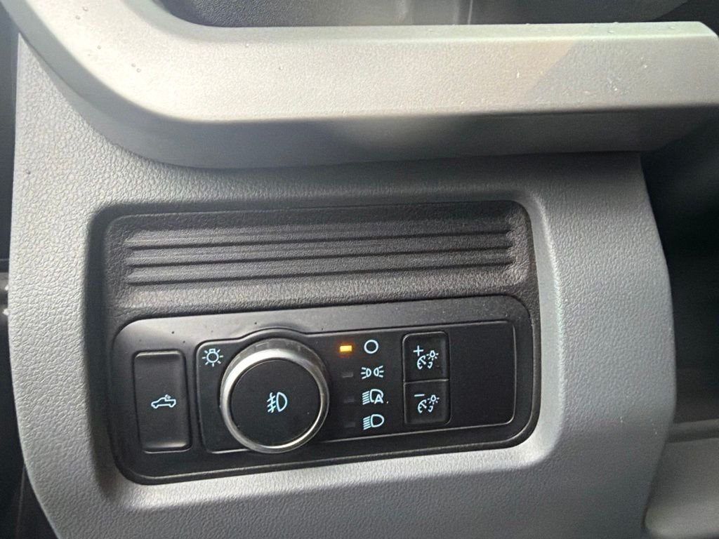Used 2025 Gray Ford XLT image 13