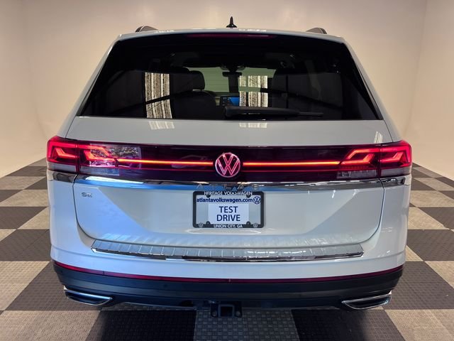 Certified Used 2026 White Volkswagen SE w/Technology image 4