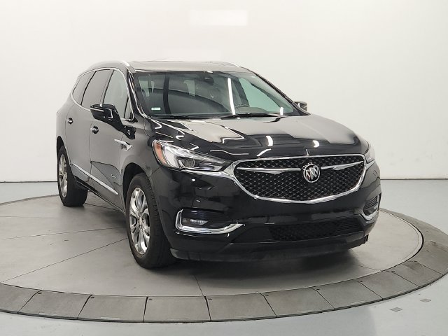 Used 2018 Black Buick Avenir image 3