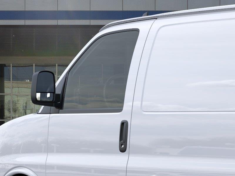 New 2026 Summit White Chevrolet WT image 12