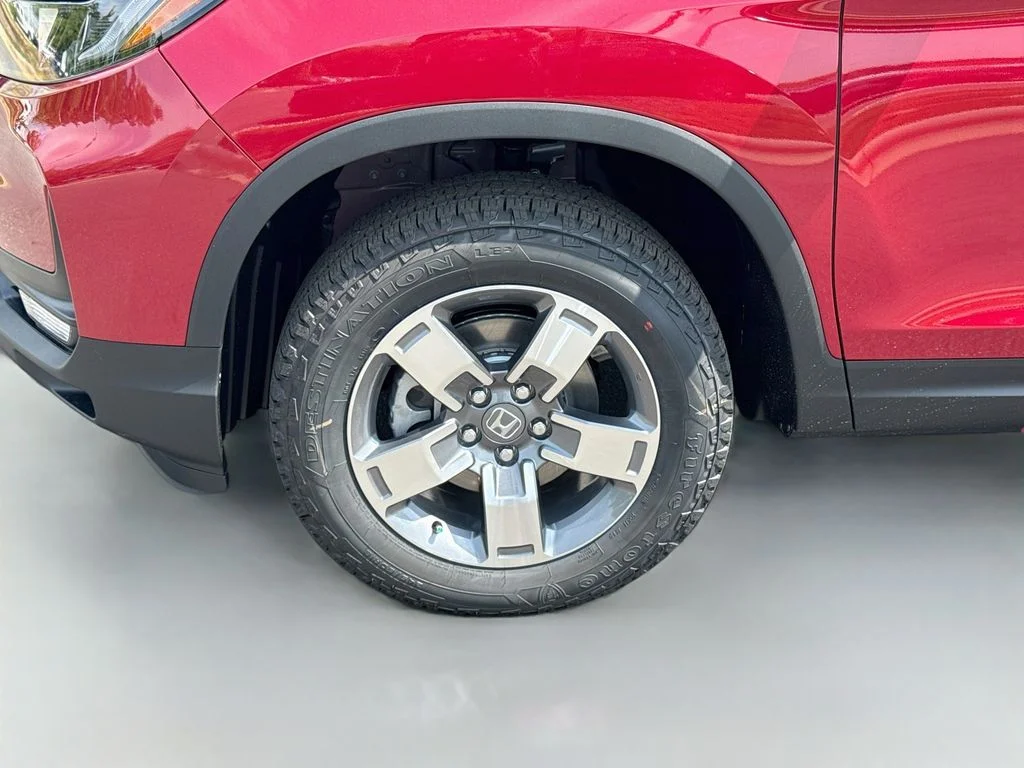 New 2026 Radiant Red Metallic II Honda RTL image 33