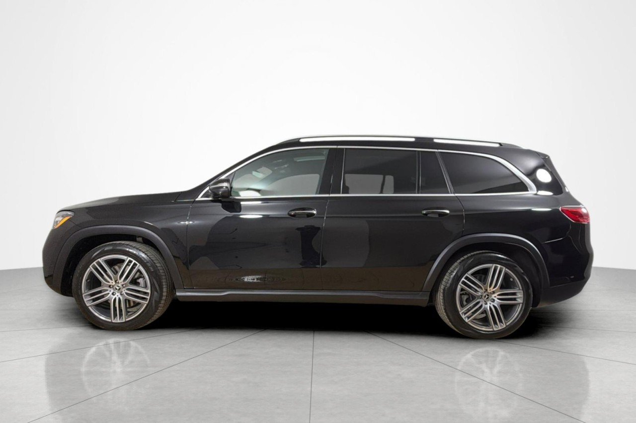 Used 2026 OBSIDIAN BLACK METAL Mercedes-Benz GLS 450 image 2