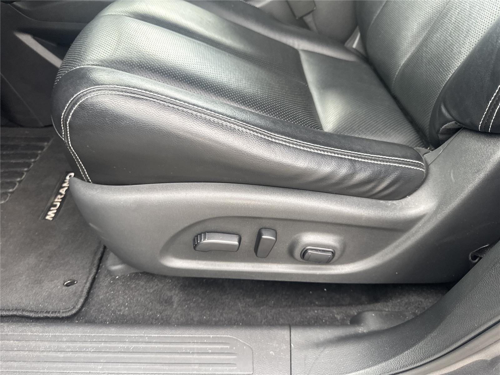 Used 2023 Gun Metallic Nissan SL image 13