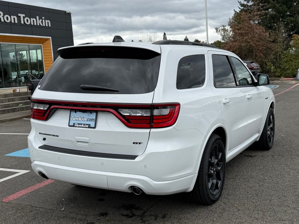 New 2026 White Knuckle Clearcoat Dodge GT HEMI V8 image 9