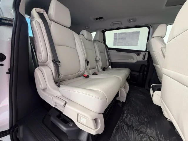 New 2027 Platinum White Pearl Honda EX-L image 51