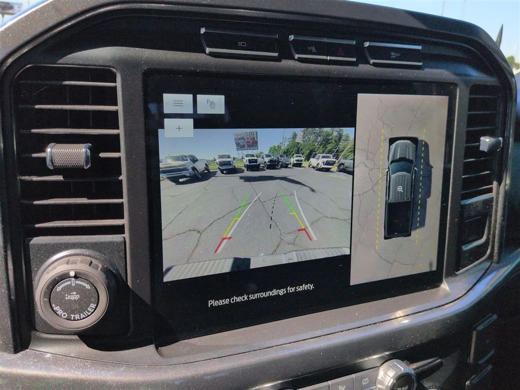 Used 2023 Black Ford XLT image 15