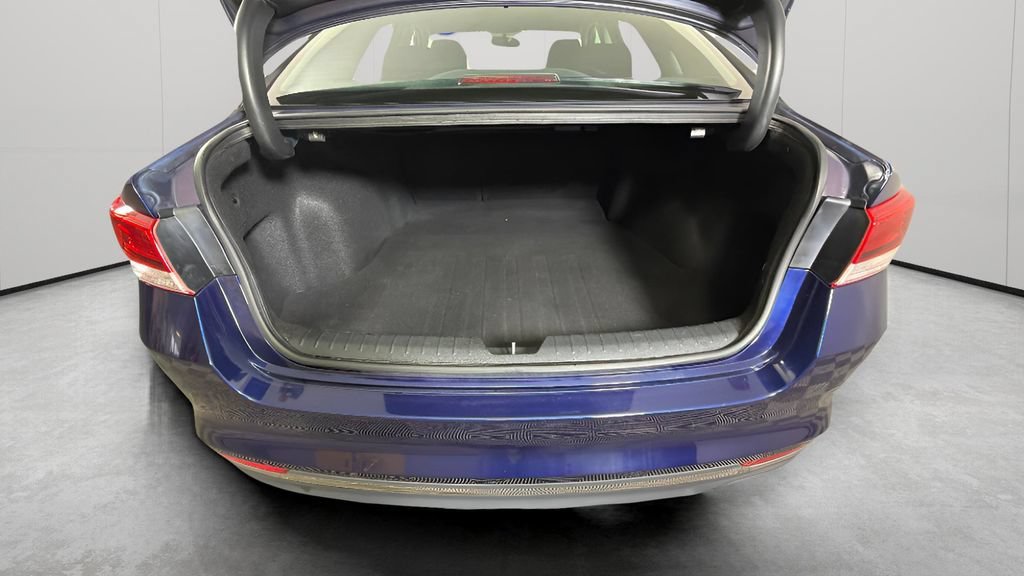 Used 2017 Blue Kia LX image 26