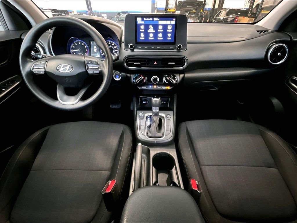 Used 2022 White Hyundai SEL image 22