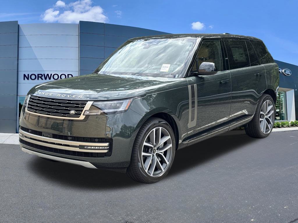 New 2027 Belgravia Green Land Rover SE image 1