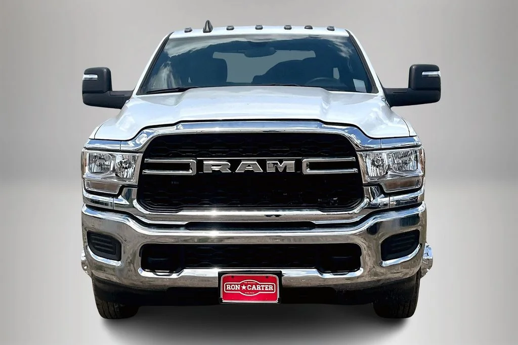 New 2024 Bright White Clear-Coat Exterior Paint RAM Tradesman image 12