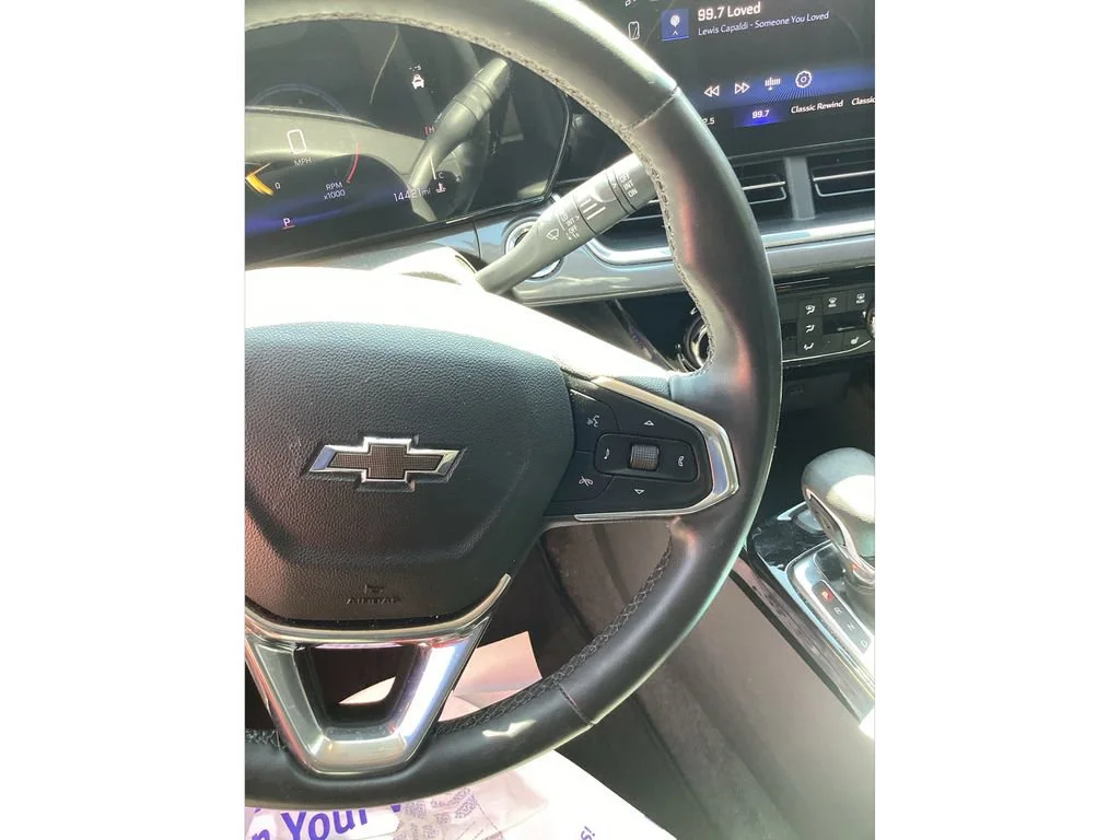 Used 2024 Crimson Metallic Chevrolet ACTIV image 33