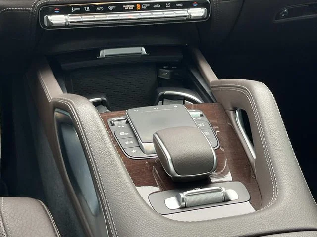 Used 2022  Mercedes-Benz GLS 450 image 16