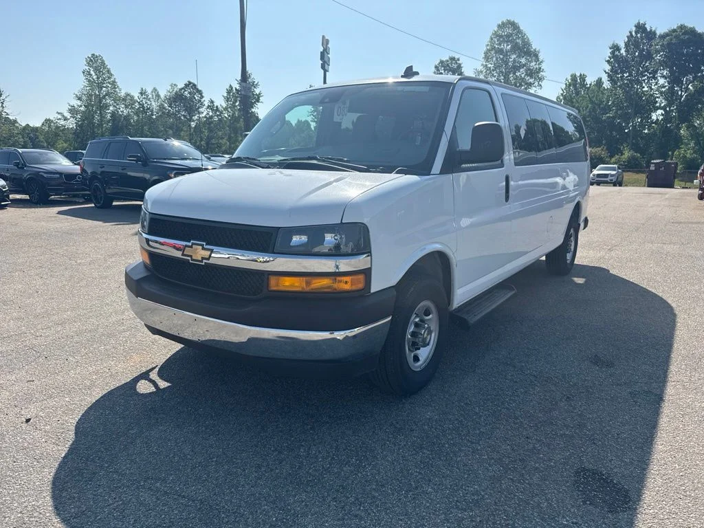 Used 2025 White Chevrolet LT image 1