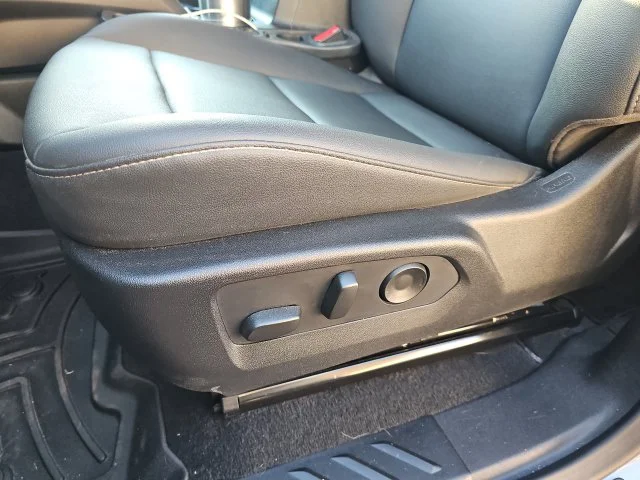 Used 2026 Silver GMC Elevation image 15