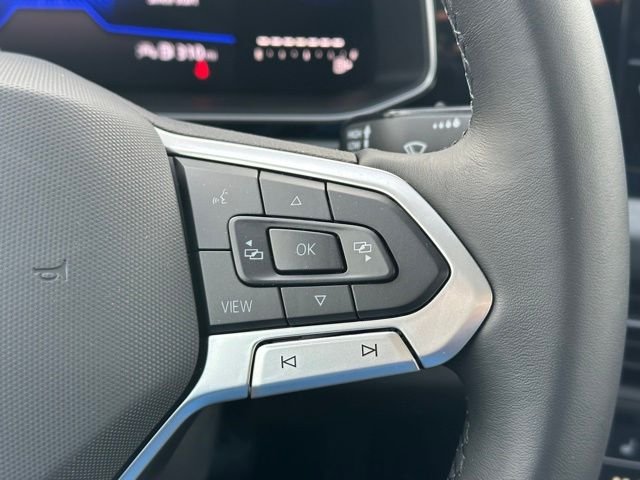 2025 Volkswagen Jetta SE - Photo 39