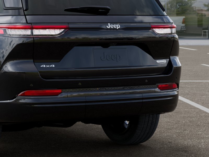New 2026 Diamond Black Crystal Pearl-Coat Exterior Paint Jeep Summit image 13