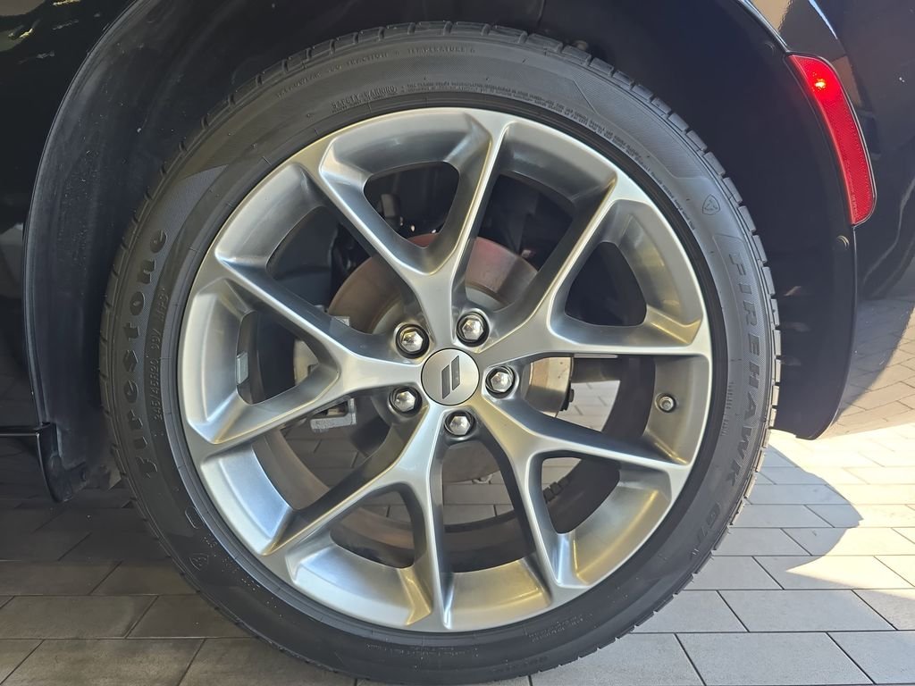 Used 2022 Black Dodge SXT image 35