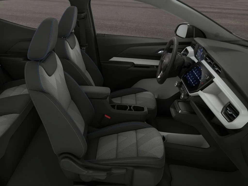 New 2027 Summit White Chevrolet LT image 11